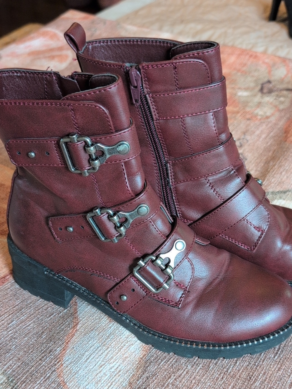 SO Women's Burgundy Combat Moto Ankle Boots with Buckles